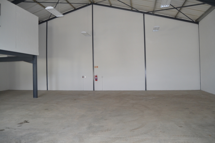To Let Commercial Property for Rent in Rivergate Western Cape